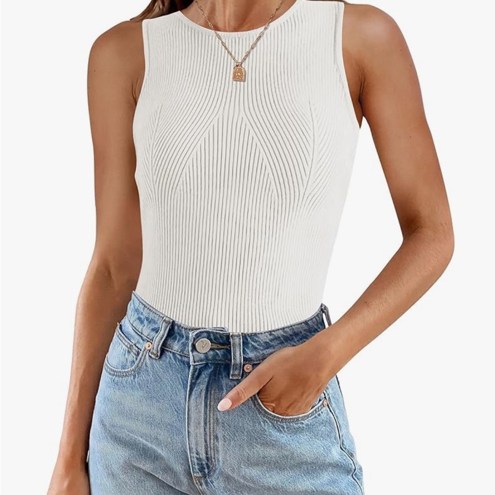 Elegant White Ribbed Tank Top